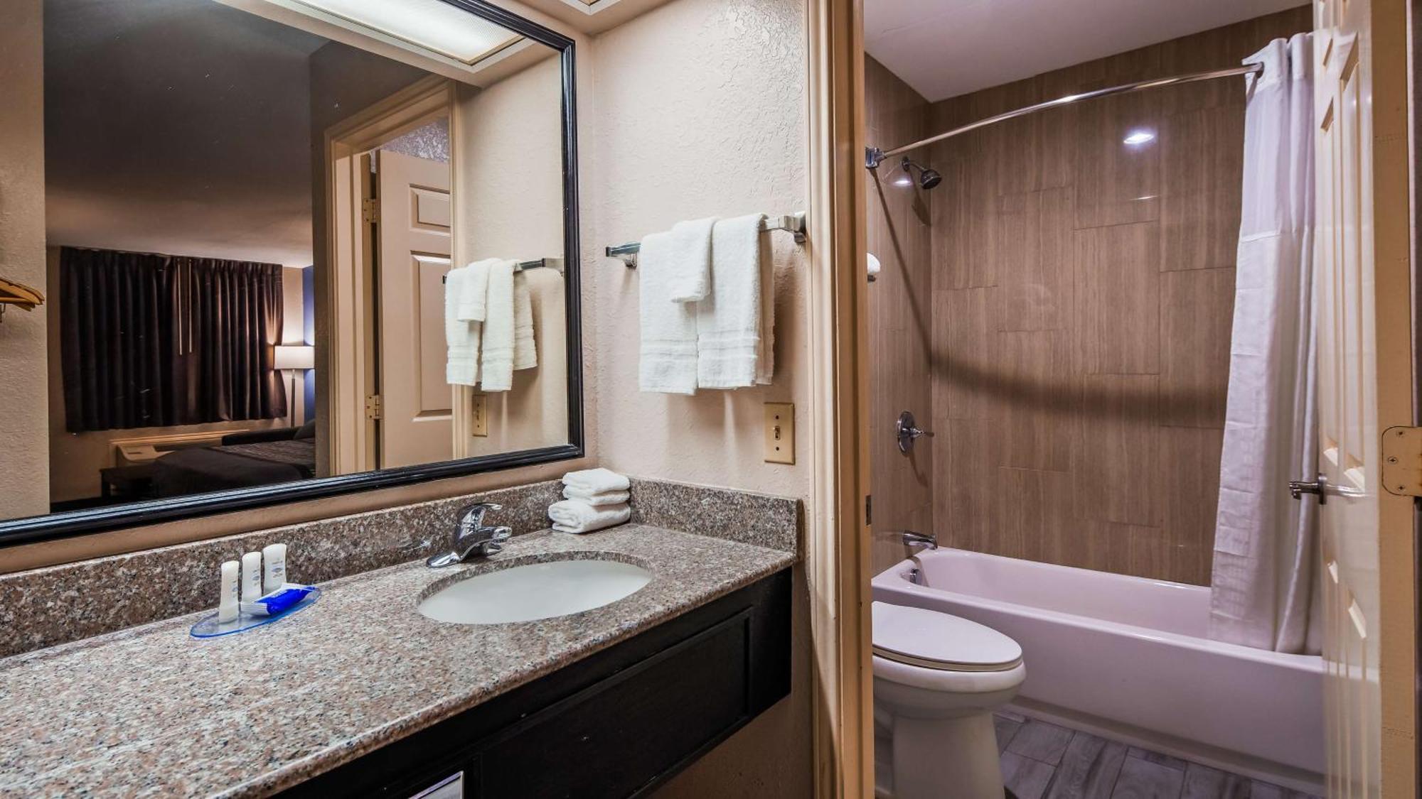 Surestay Hotel By Best Western Terrell Kültér fotó
